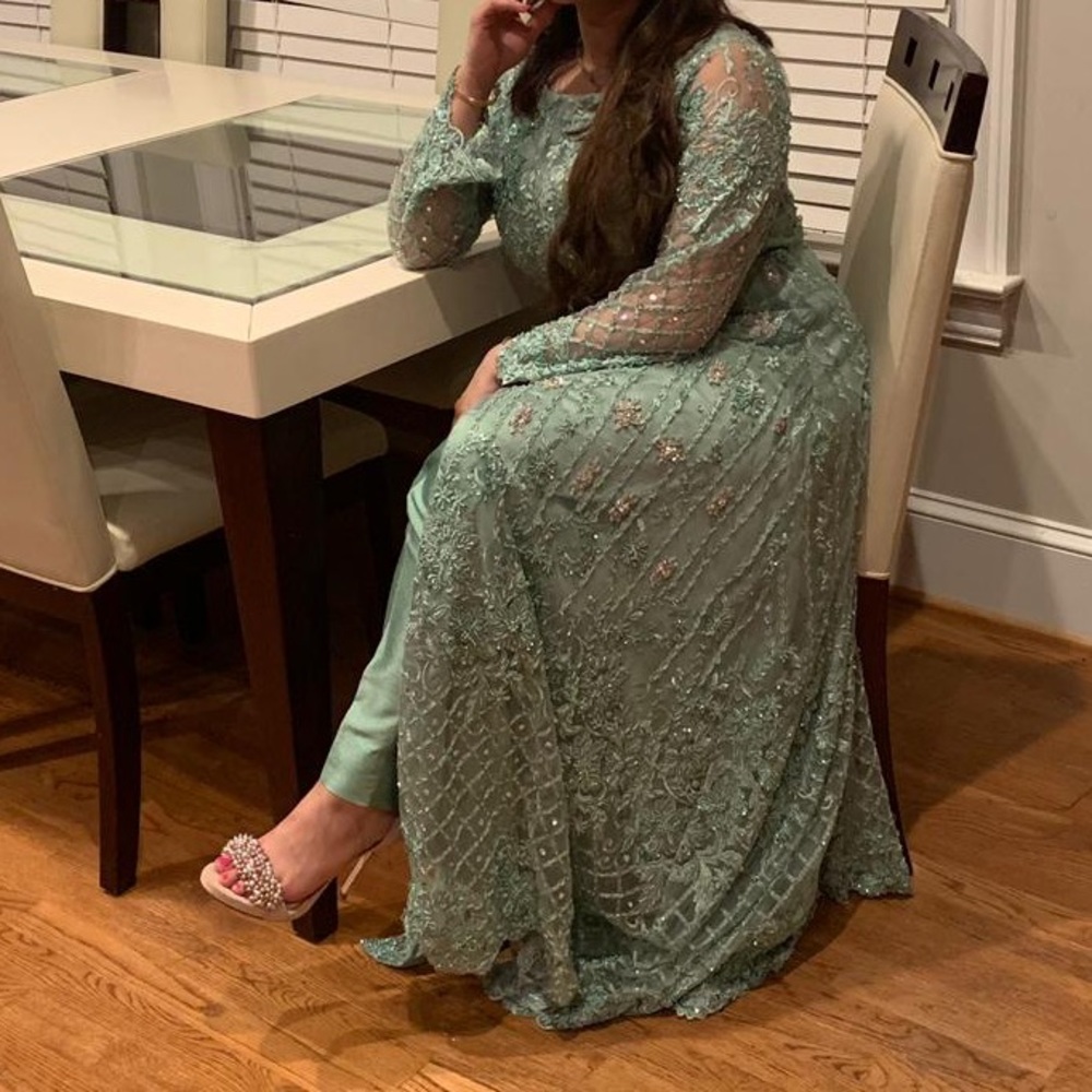 Maxi - Picture 4 of 4